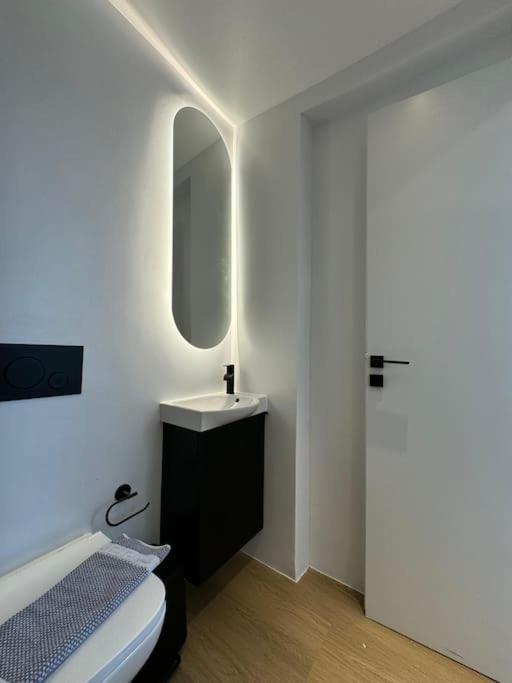 Bluemotion - Centralsuite 6Β Pireus Zewnętrze zdjęcie